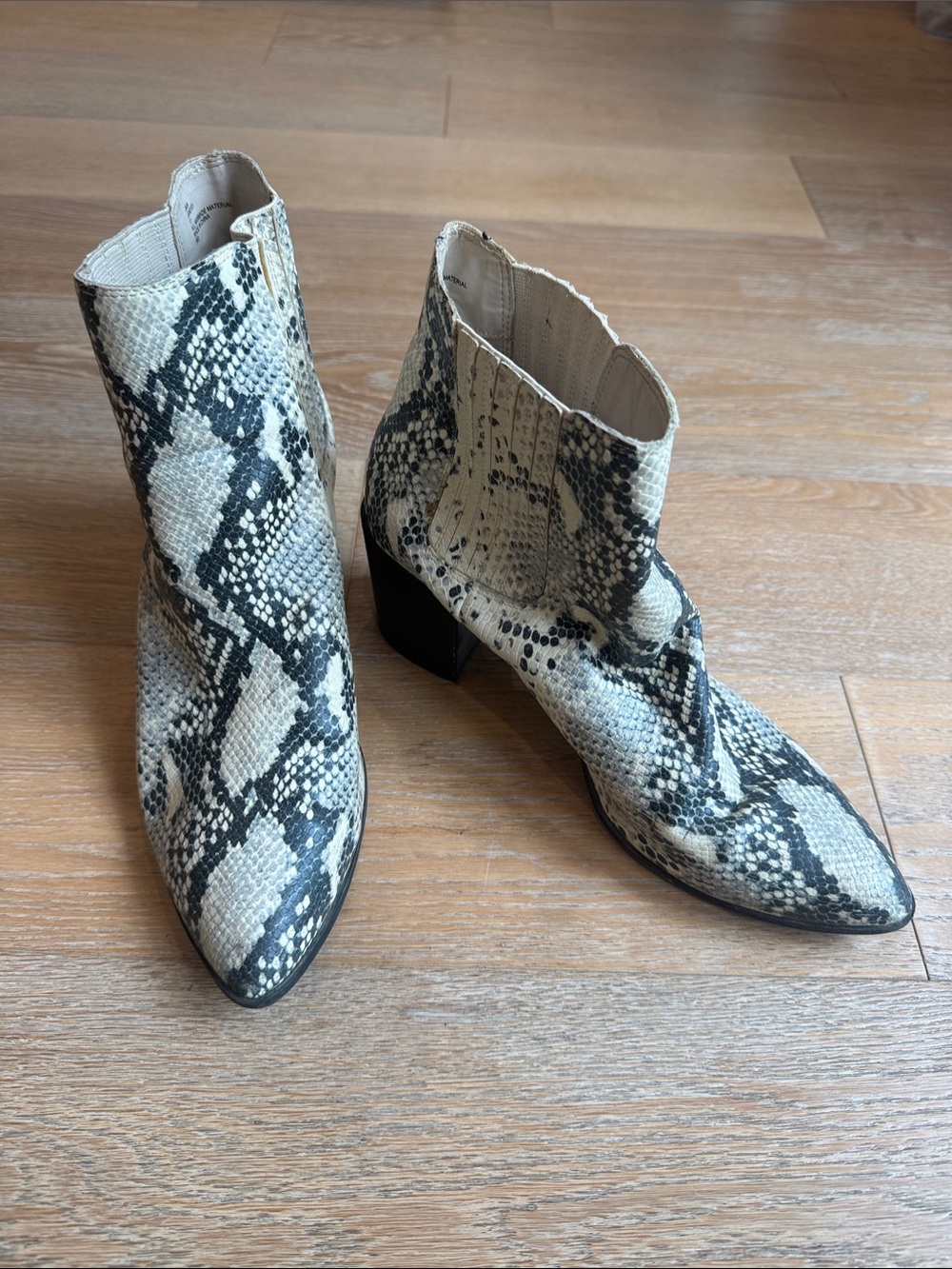 Steve Madden Cream & Black Snake-Print Ankle Boots